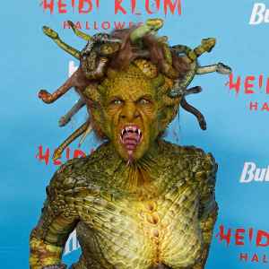 GettyImages-2244412690-Heidi-Klum-Dresses-up-as-Medusa-for-Her-2025-Halloween-Costume.jpg