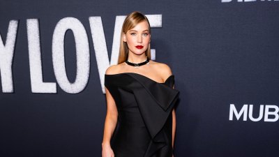 GettyImages-2244551098 jennifer lawrence on society not being built for motherhood