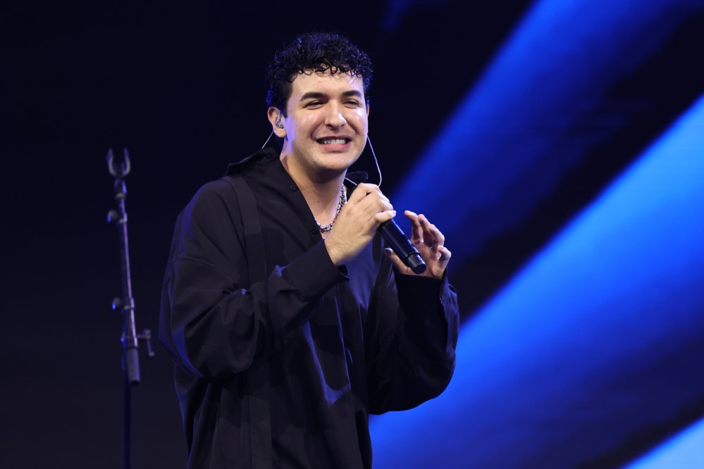 Alex Luna.