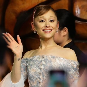 Ariana Grande Charged by Fan at Wicked Singapore Premiere as Cynthia Erivo Jumps to Protect Her from Scary Red Carpet Moment