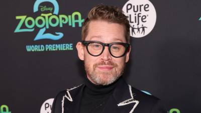 Macaulay Culkin Says Toxic Relationship With His Father 'Left a Mark on Me'