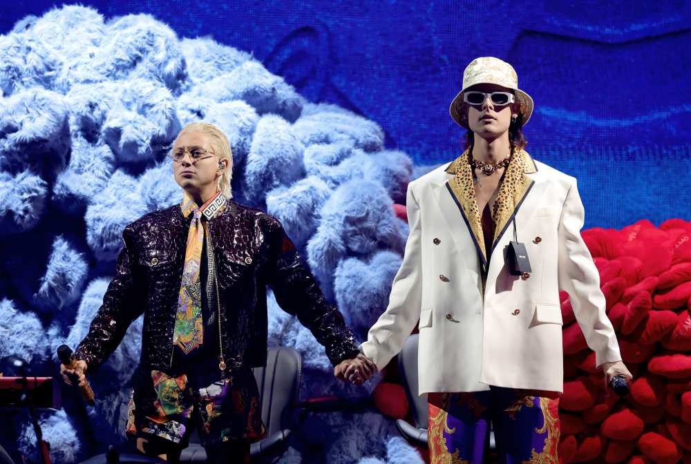 Paco Amoroso y Ca7riel.