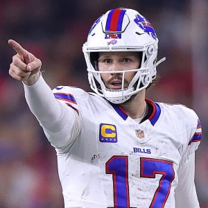 GettyImages-2247720283-Josh-Allen-November-2025.jpg