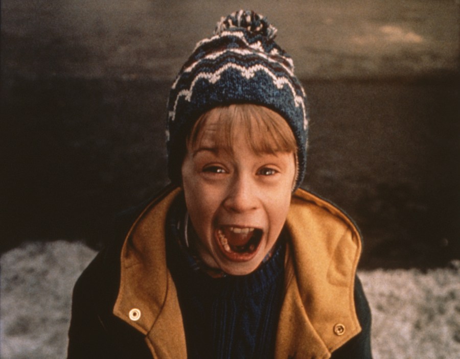 HOME ALONE 2: LOST IN NEW YORK, Macaulay Culkin, 1992, TM and Copyright (c)20th Century Fox Film Cor