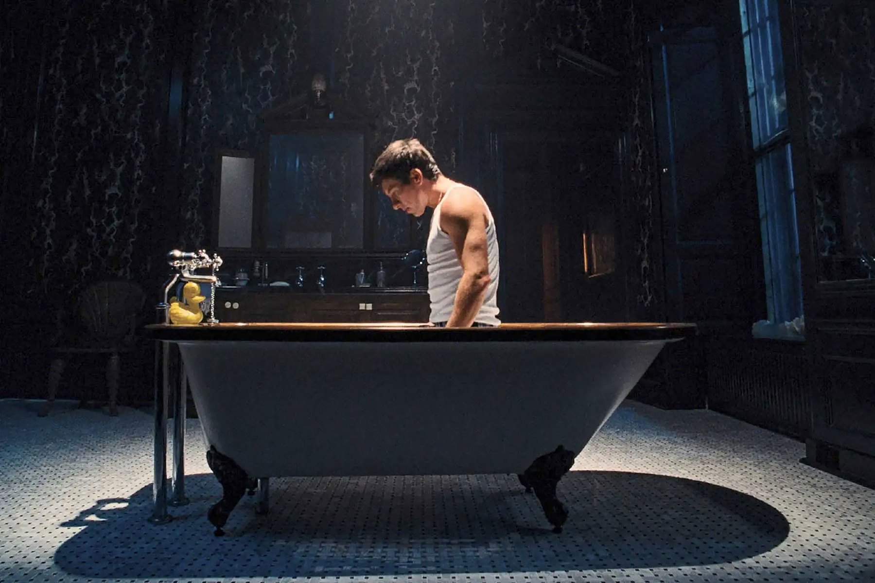 Jacob Elordi Slams Reaction to Saltburn Bathtub Masturbation Scene | Us