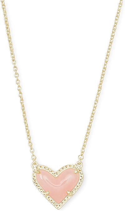 Kendra Scott Ari Heart gold and rose quartz pendant necklace.