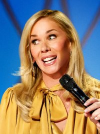 Leanne Morgan in Leanne Morgan: Unspeakable Things