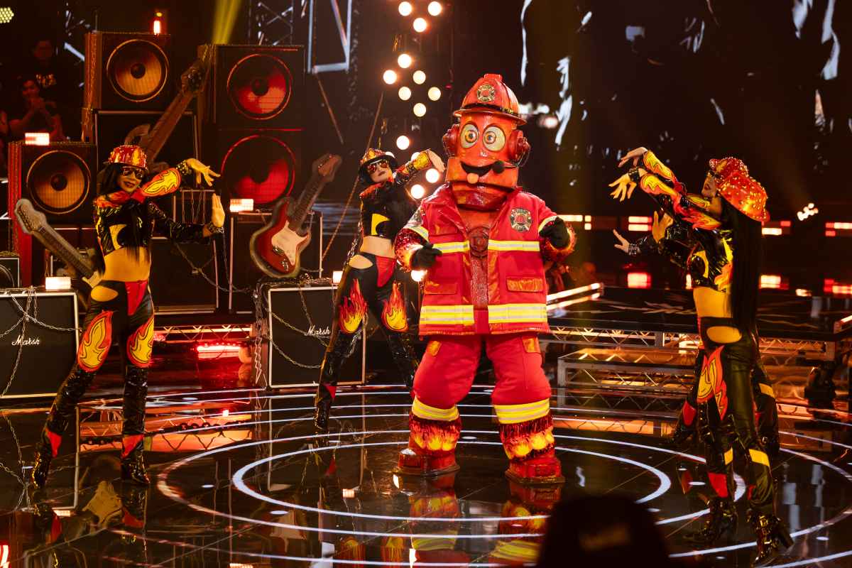 Julián Gil como 'Tony Manguera' en 'Quién es la Máscara'.