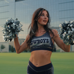 Reece-Weaver-Americas_Sweethearts_Dallas_Cowboys_Cheerleaders_E5_00_44_56_10