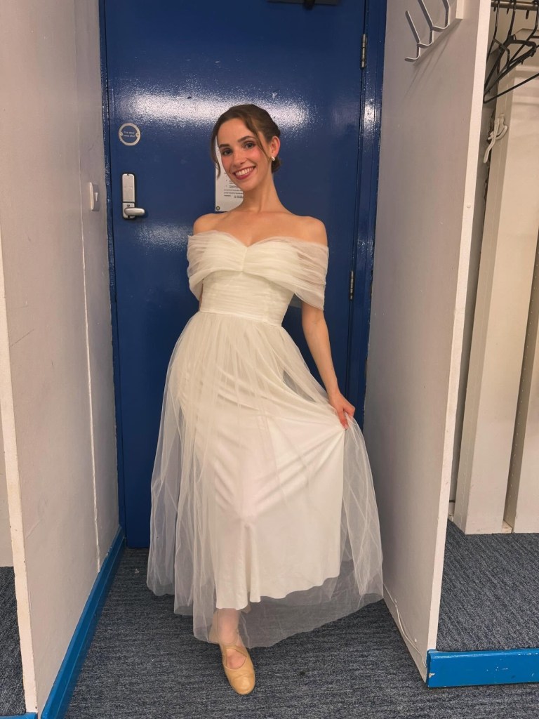 Who Is Bethany Weaver Meet the Actress Playing Dorothy in Wicked For Good