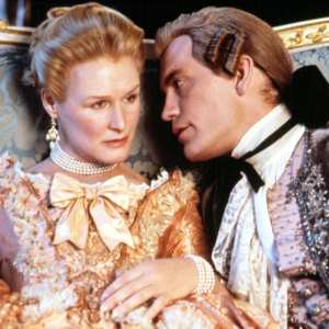 Glenn Close and John Malkovich in Dangerous Liaisons