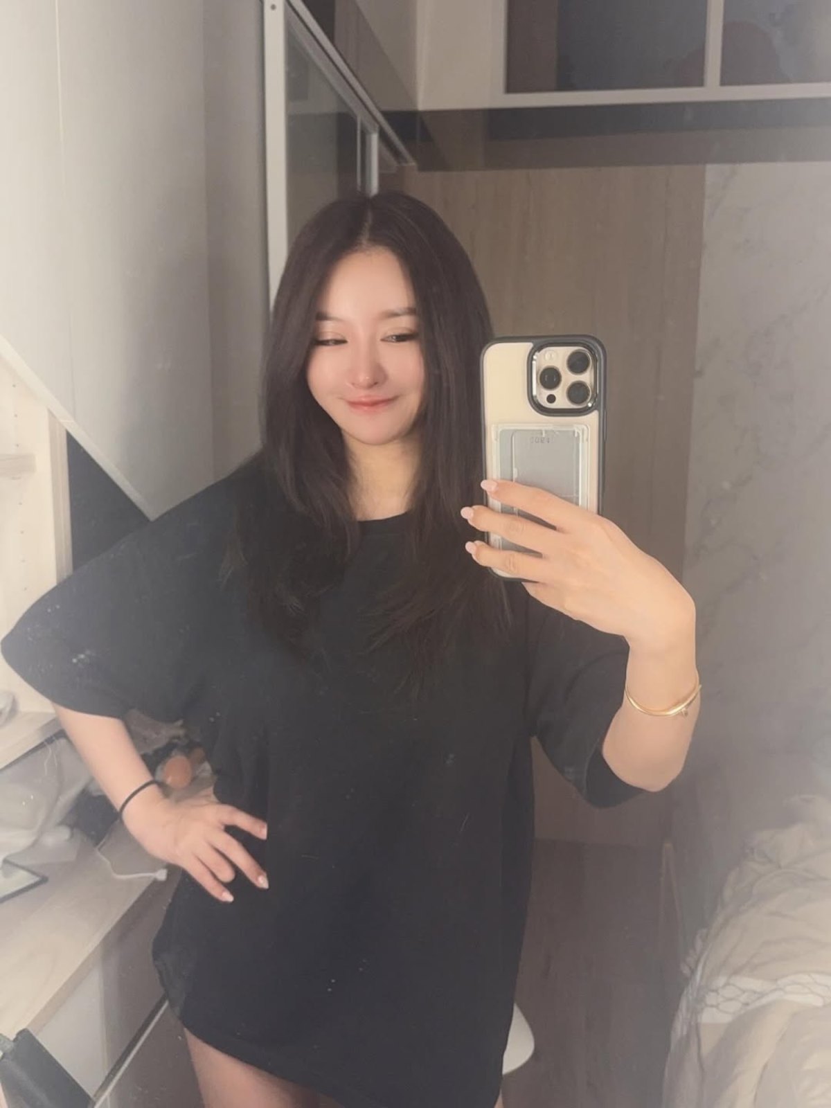 What to Know About Iris Hsieh’s Death Investigation After Influencer Was Found Dead in Bathtub at Age 31