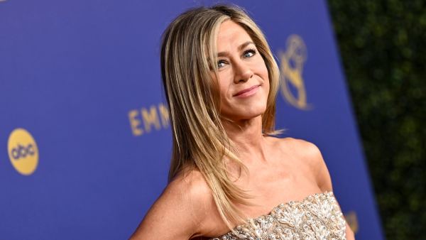 Jennifer Aniston sneakers