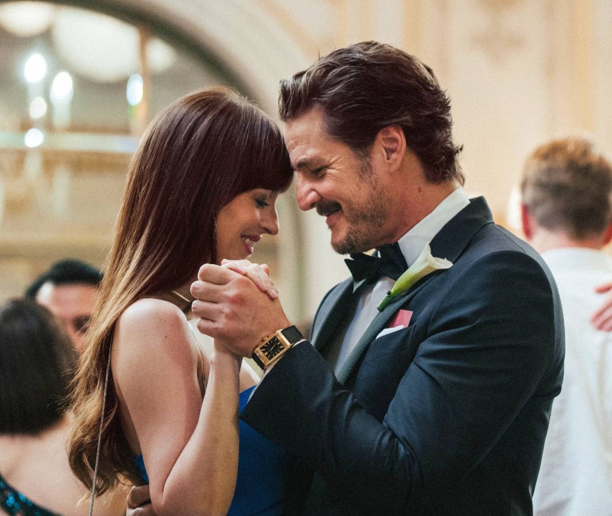 Dakota Johnson and Pedro Pascal in Materialists