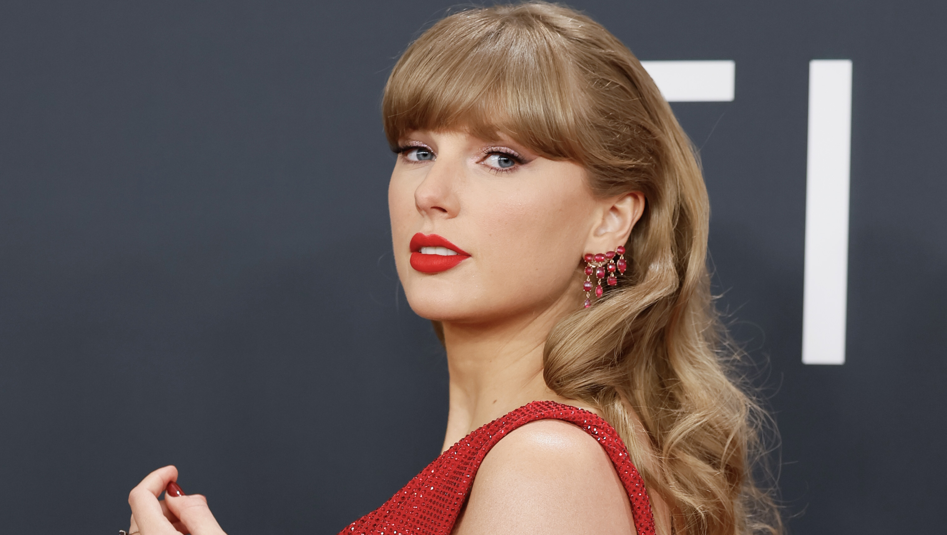 Los Angeles, CA - February 2, 2025: Taylor Swift at the 67th Grammys Awards held at the Crypto.com Arena in Los Angeles, CA Sunday, Feb. 2, 2025. (Allen J. Schaben / Los Angeles Times via Getty Images)
