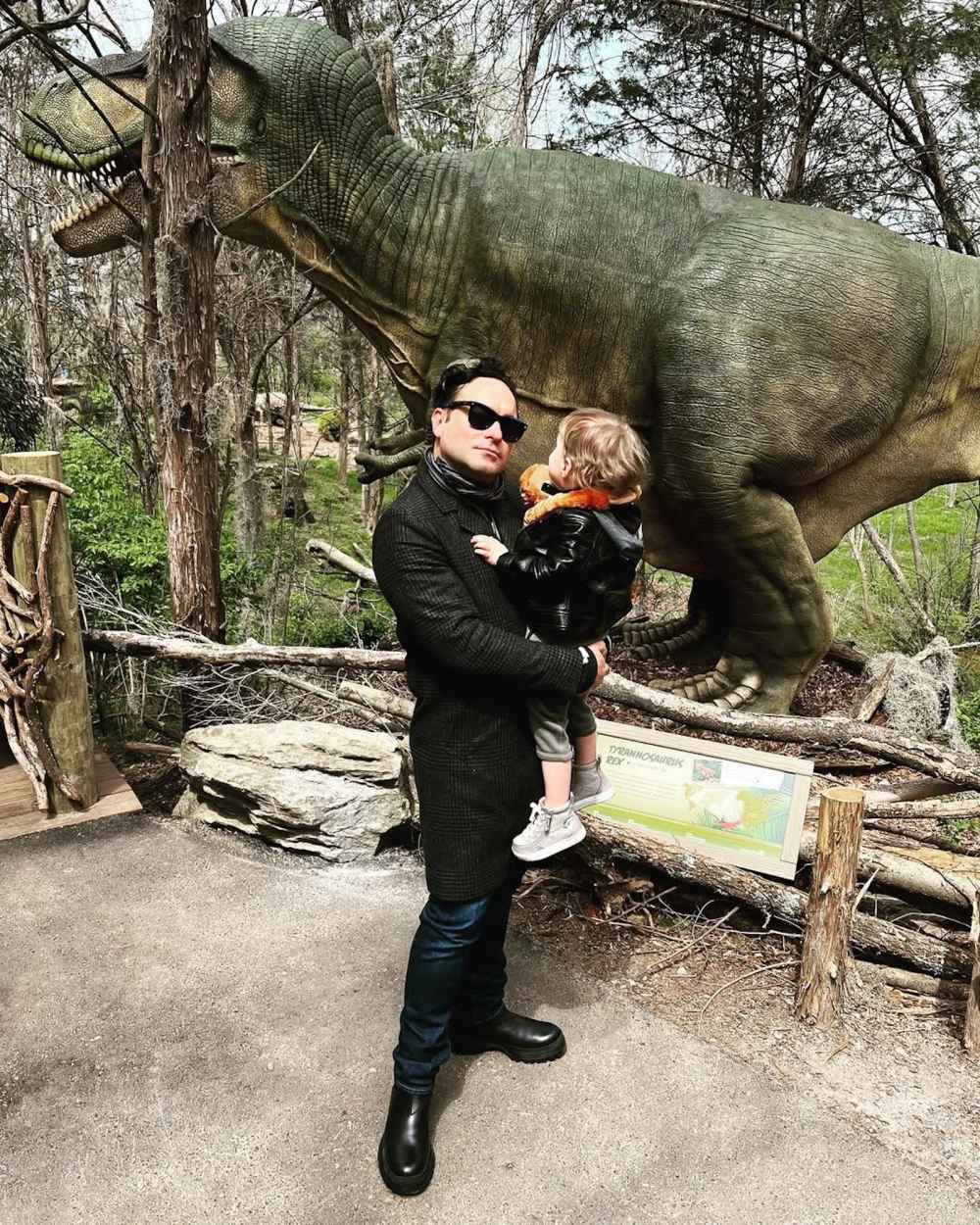 All the Rare Photos of Big Bang Theory Star Johnny Galeckis Wife and Kids