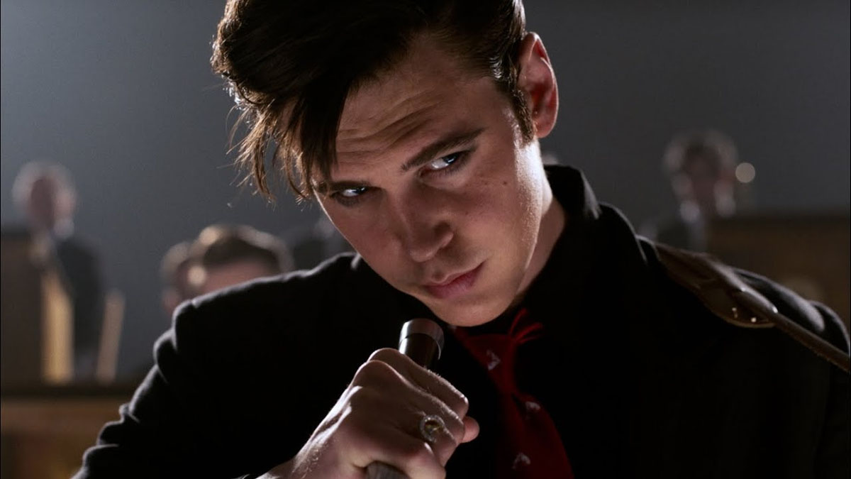 Austin Butler in Elvis