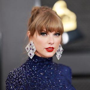 Feature Taylor Swift 2552 Us Weekly Cover Story