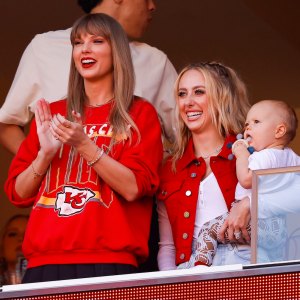Taylor Swift Partied With Brittany Mahomes Chiefs WAGs at Festive Holiday Party