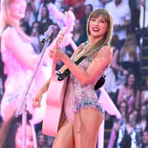 Taylor Swift Recalls Painful Wardrobe Malfunctions on ‘The Eras Tour’: ‘Skimmed My Hand Off’