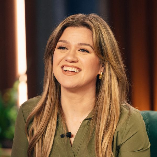 Kelly Clarkson on "The Kelly Clarkson Show"
