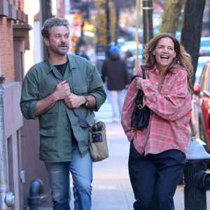 Joshua Jackson and Katie Holmes Film Flirty Happy Hours Scene on Street Made Famous by Taylor Swift