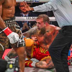 GettyImages-2252120538 jake paul double broken jaw
