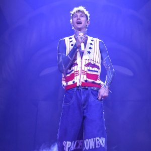 GettyImages-2252301714-mgk