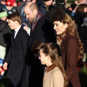 Prince William, Kate and Kids Join Royal Family's Christmas Church Service
