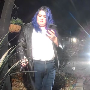 Indiana DoorDash Driver Caught on Video Spraying Irritant Substance on Food Delivery 02