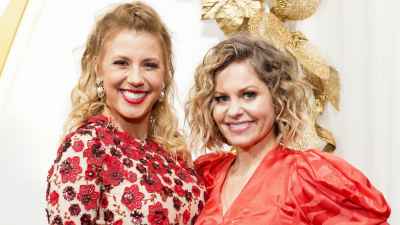 Jodie-Sweetin-and-Candace-Cameron-Bure-GettyImages-1128654991