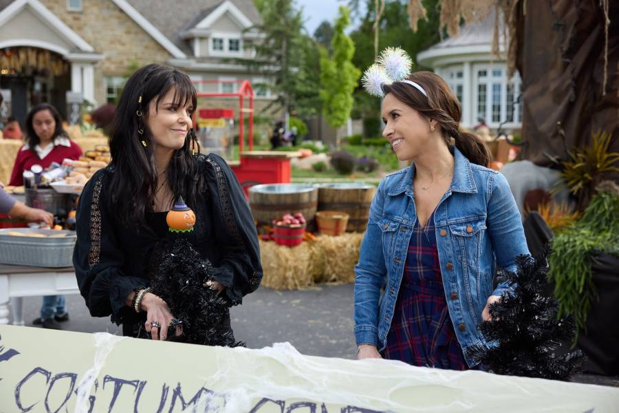 Lacey Chabert Hallmark Movies Ranked Haul Out the Halloween