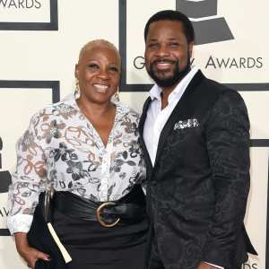 FEATURE Malcolm Jamal Warner Mom Feature Issue 52