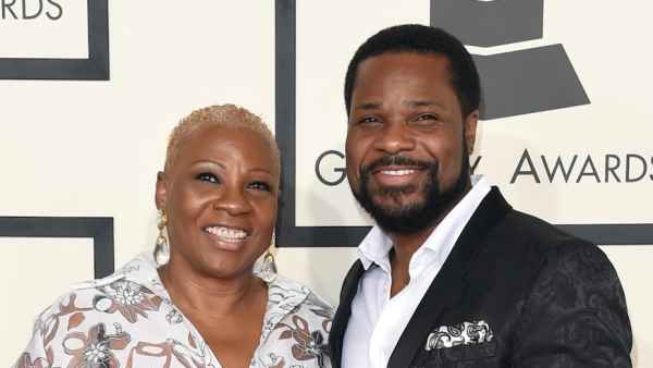 FEATURE Malcolm Jamal Warner Mom Feature Issue 52
