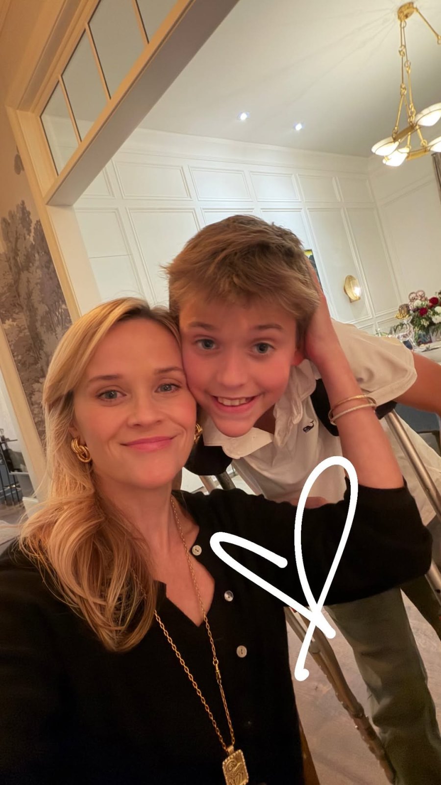 Reese-Witherspoon-and-Son-Tennessee-3795604157689345074