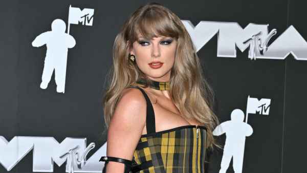 Taylor-Swift-GettyImages-2170702127