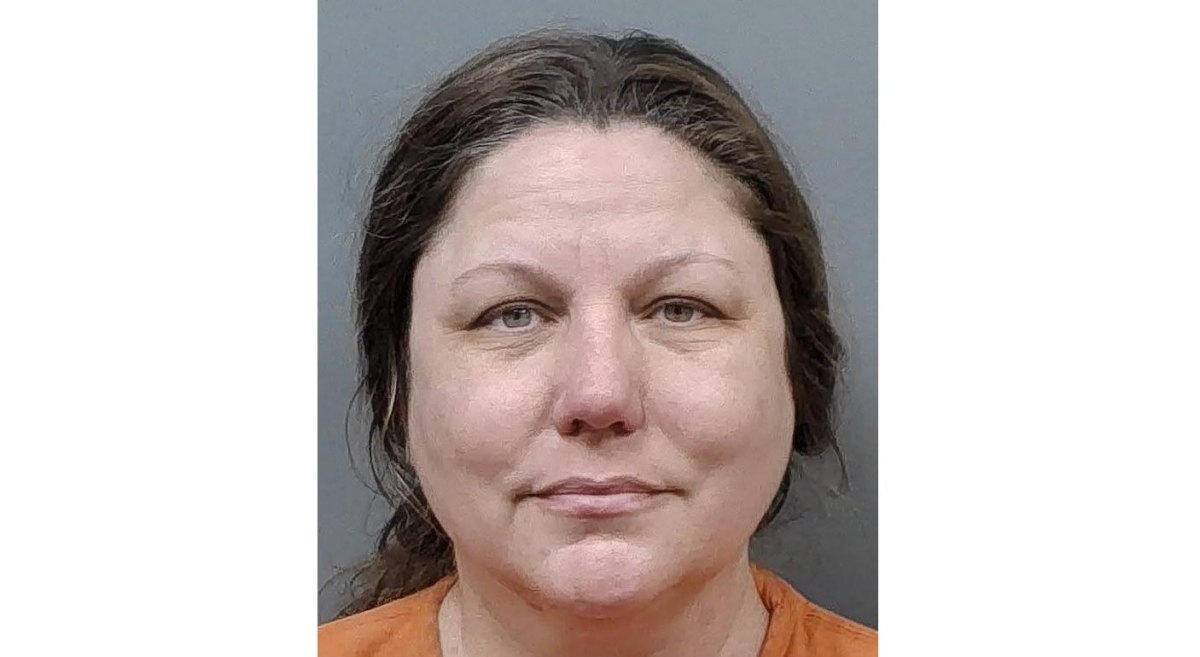 Woman Gunned Down 2 Ex Husbands After Using Stolen Panera Order to Access One of Their Homes