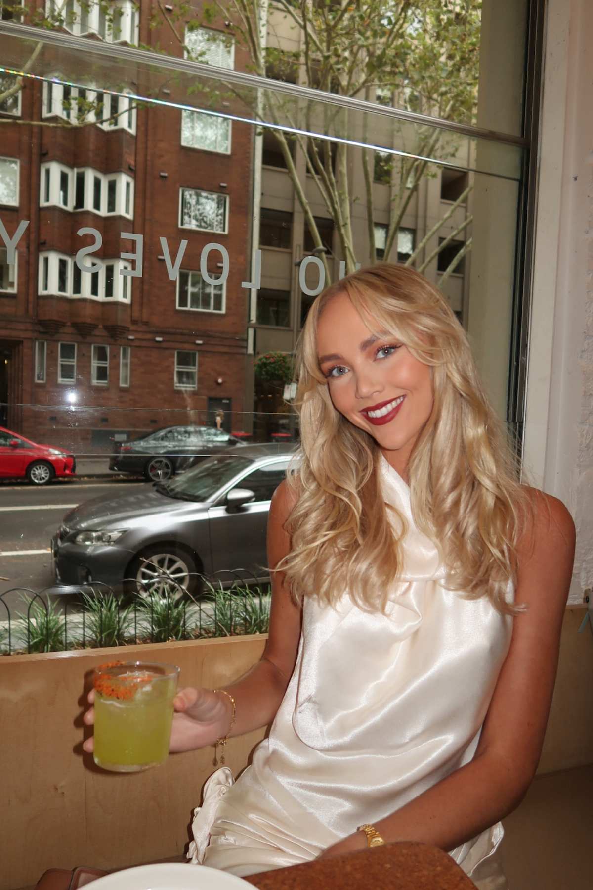 OnlyFans' Annie Knight Breaks Down How She Spends $140K Per Month: Beauty Services and More
