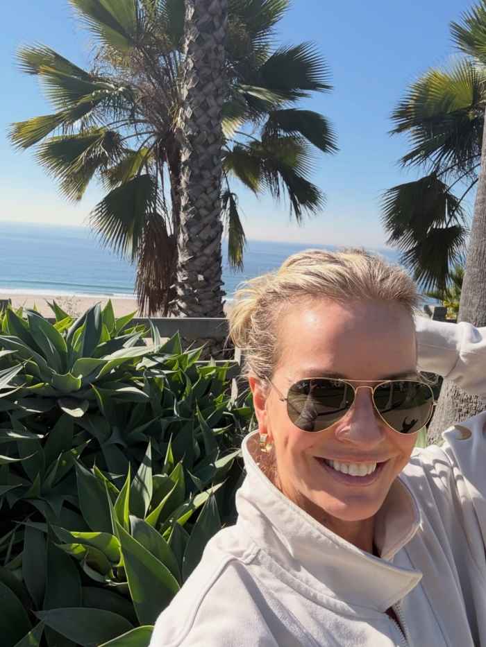 Former GMA Host Dr. Jen Ashton Rocks Bikini After ‘Wellness Experiment ...