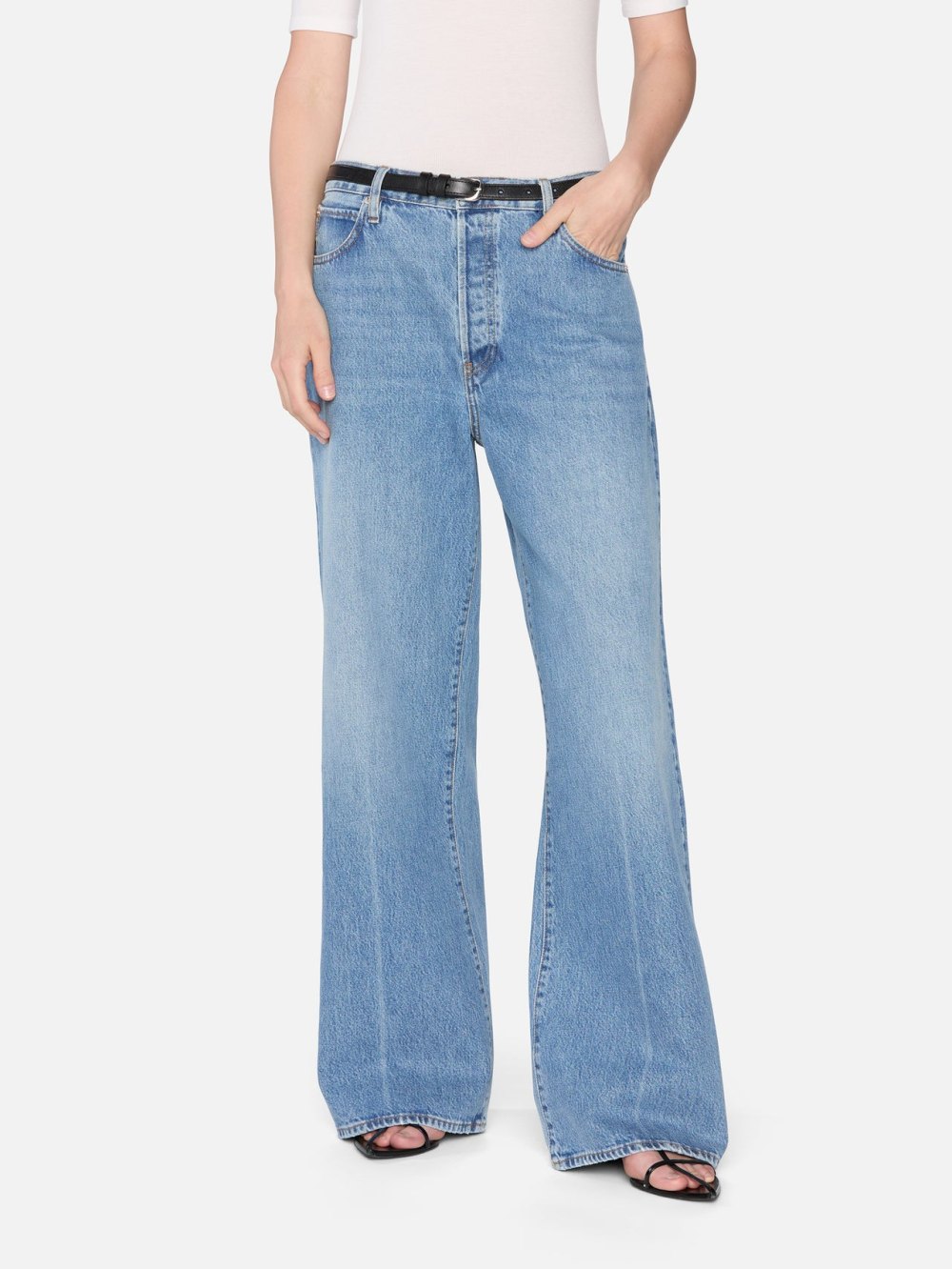 FRAME jeans
