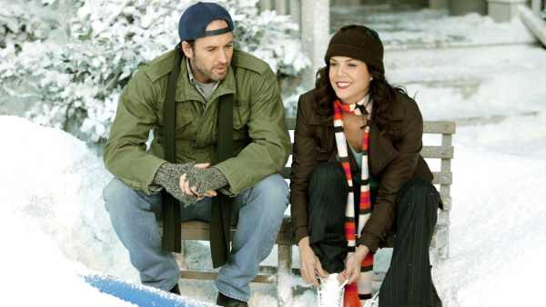 Scott Patterson and Lauren Graham in Gilmore Girls