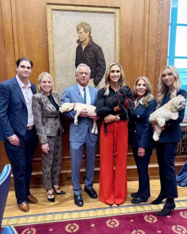 Giuliana Rancic Meets With Robert F. Kennedy Jr. to Fight for Animal ...