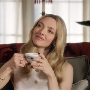 Amanda Seyfried in The Housemaid
