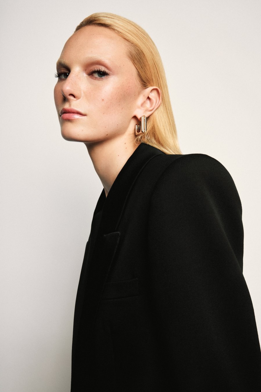 ALEX-CONSANI-FOR-YSL-BEAUTY-.jpeg