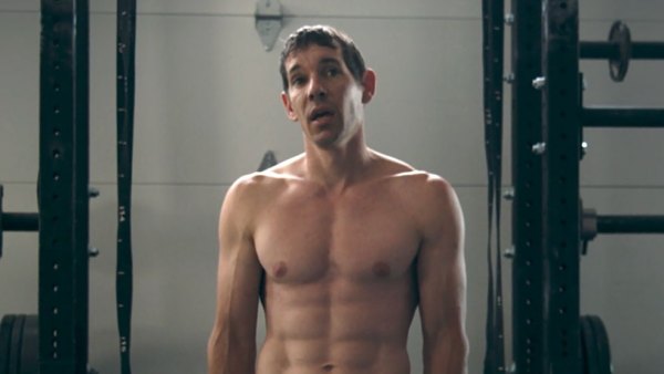 Feature Alex Honnold Insane Workout to Prepare for Free Solo Taipei 101 Climb