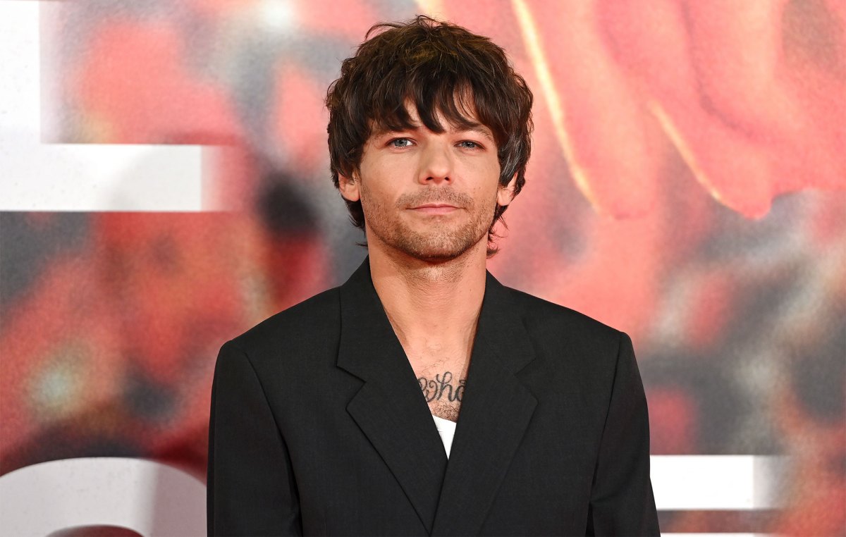Feature Louis Tomlinson Says One Direction Is Closer After Liam Payne Death