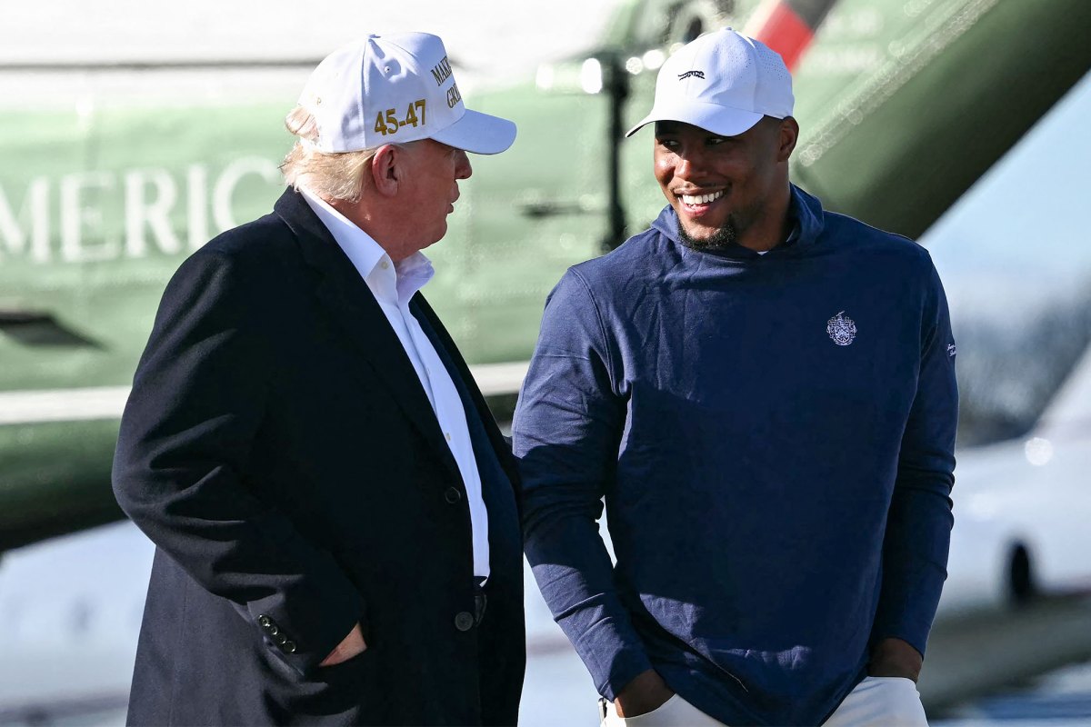 Feature x Philadelphia Eagles Superfan Hannah Einbinder Says Saquon Barkley Jinxed Team Golfing With President Trump