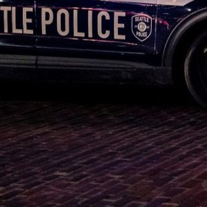 GettyImages-1232278780-Boy-Attacked-Woman-With-Screwdriver-at-Amazon-Store-Washington-Police