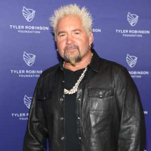 GettyImages-1426821207Guy-Fieri-Announces-New-Food-Network-Show-After-Revealing-Dramatic-Hair-Transformation.jpg