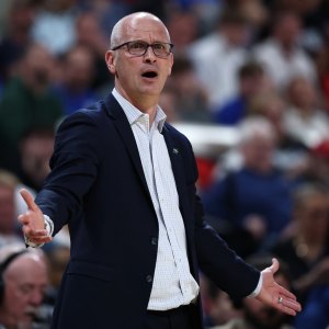 UConns Dan Hurley Responds to Fans Hiring Etsy Witch to Undo Seton Hall Curse
